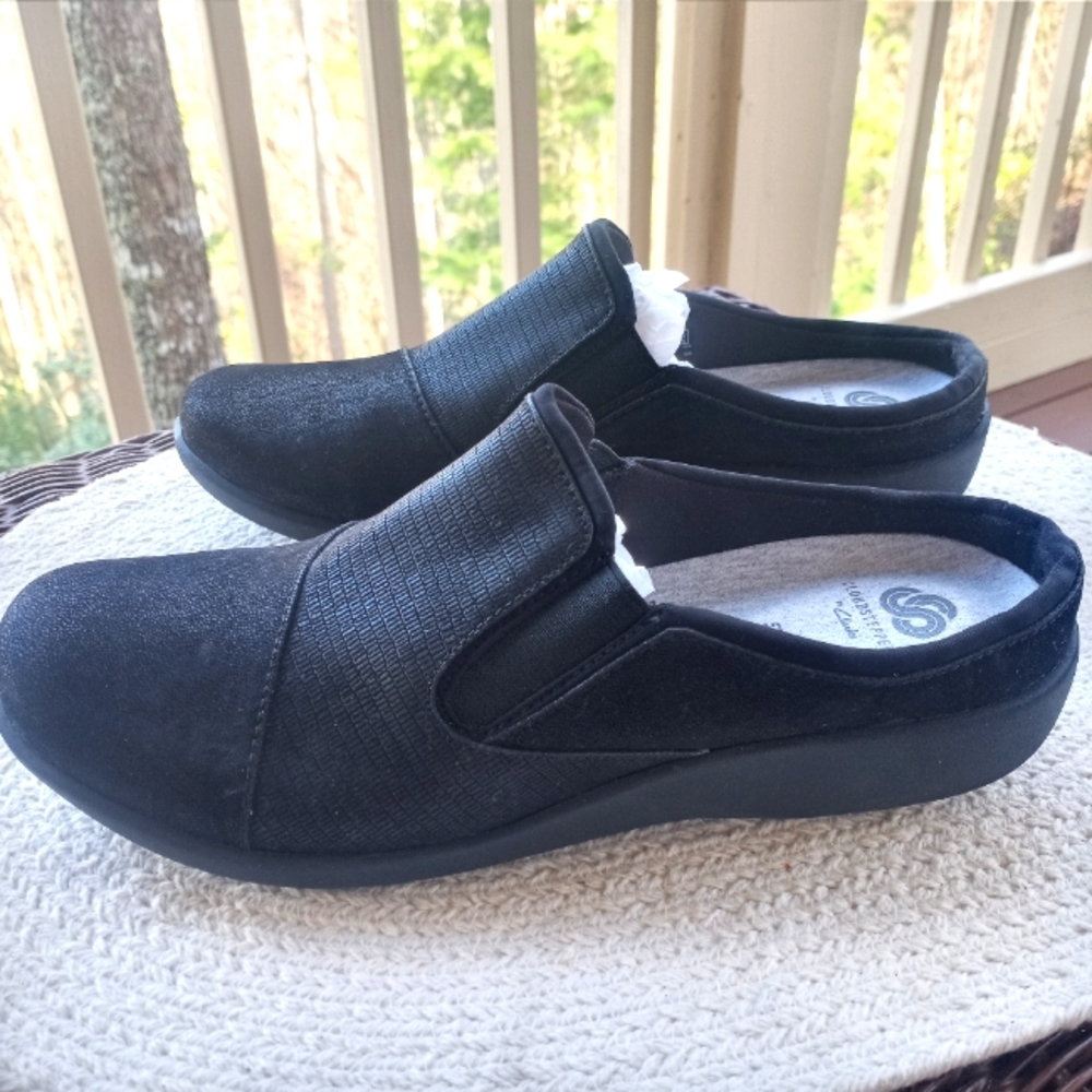 Clarks Cloudsteppers Comfort Mules